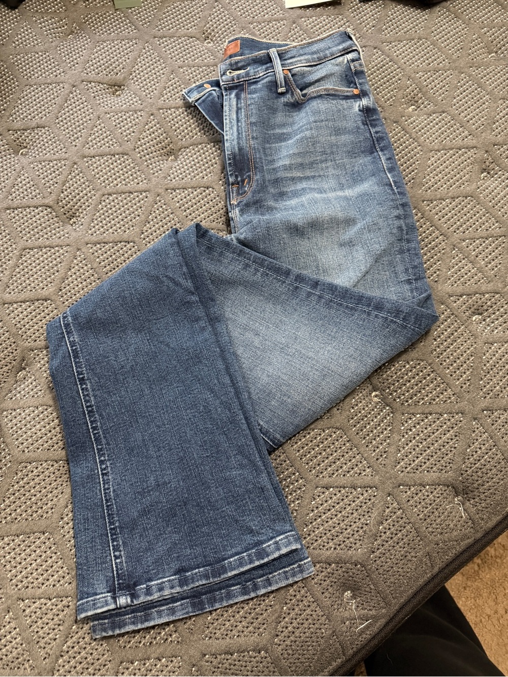 Mother high waisted Runaway Jeans - NWOT 29/33